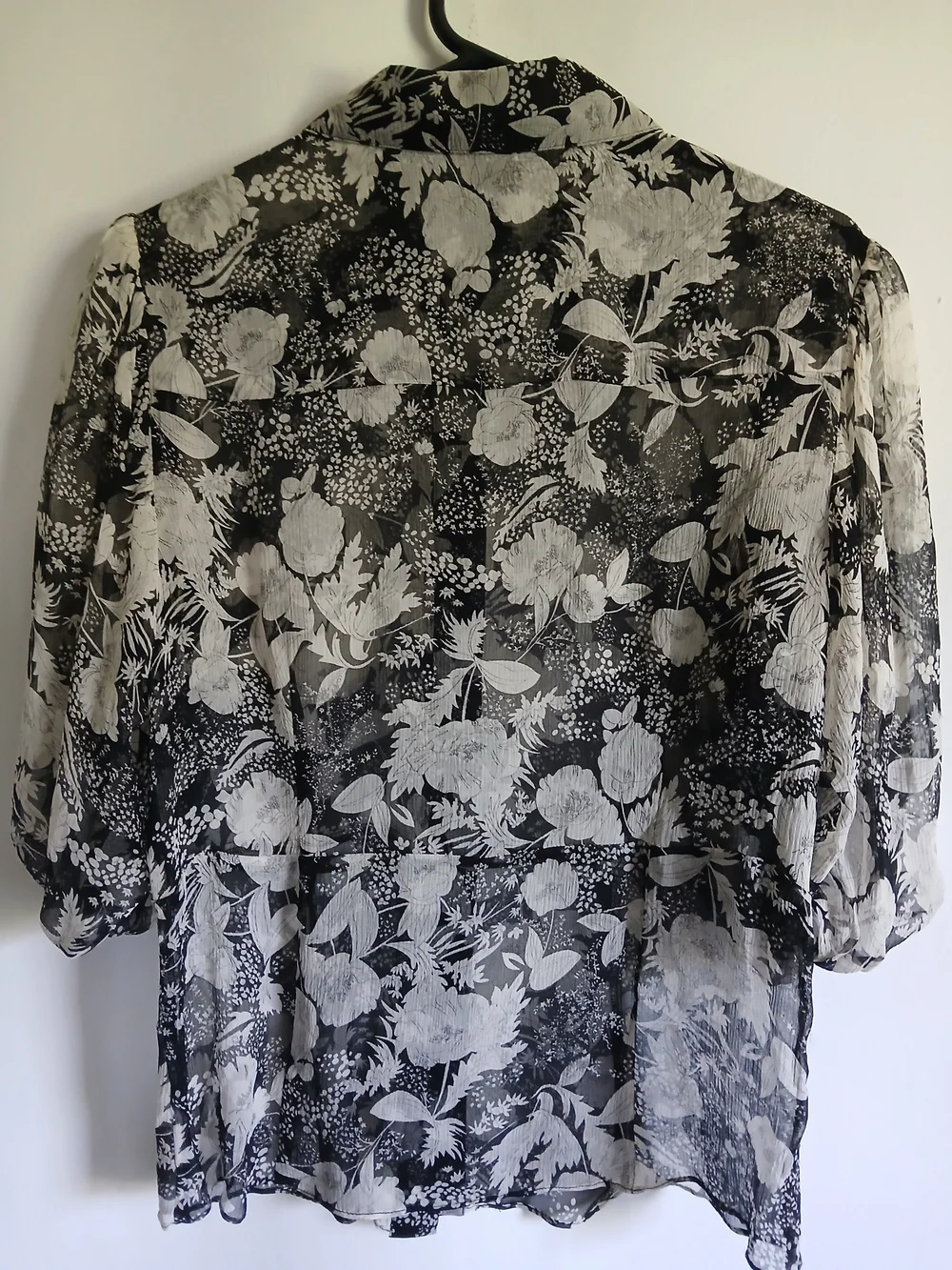 Sheer Black & White Floral Button-Up Blouse 100% Silk SzM Puff Sleeve